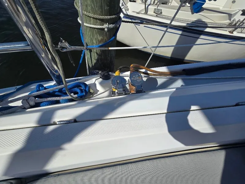 Slide: The Image of Hunter 36 2006 - 27