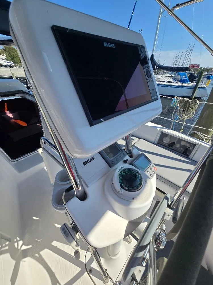 Slide: The Image of Hunter 36 2006 - 28