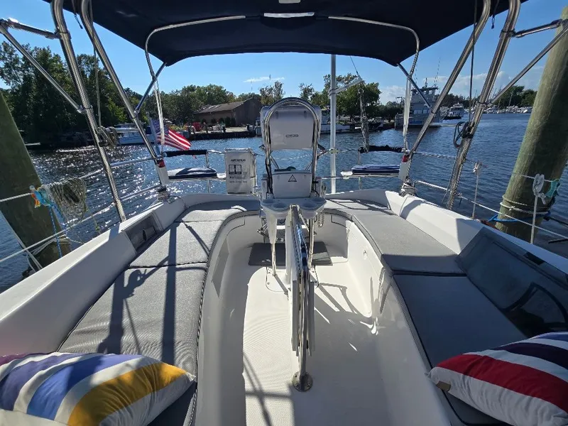 Slide: The Image of Hunter 36 2006 - 3