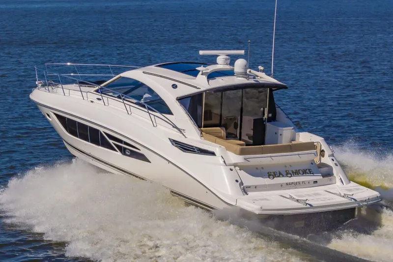 Slide: The Image of Sea Ray 510 Sundancer 2014 - 14