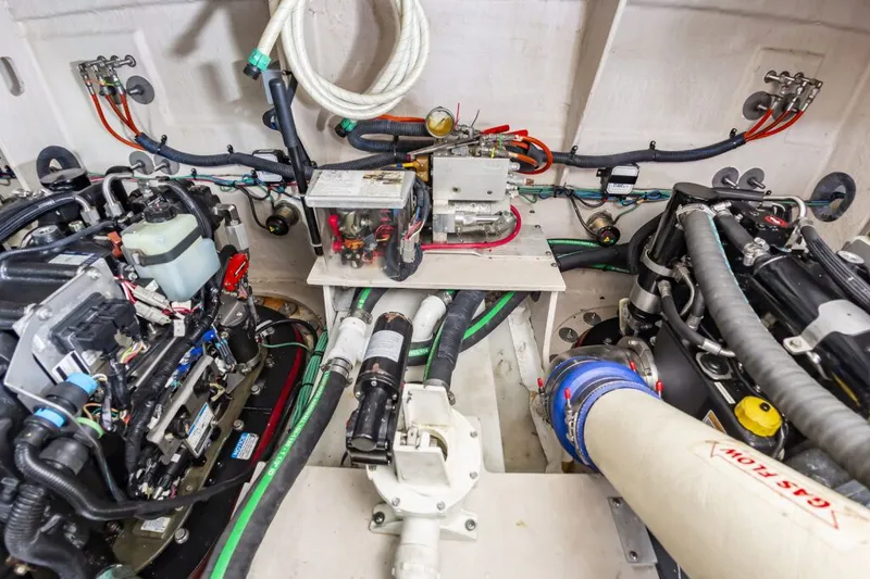 Slide: The Image of Sea Ray 510 Sundancer 2014 - 51