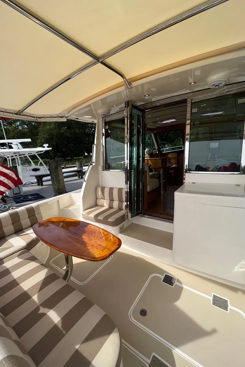 Slide: The Image of Starboard Cockpit Looking Fwd - 4