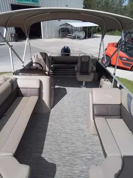 Slide: The Image of Bennington 24SSBXSG 2021 - 11