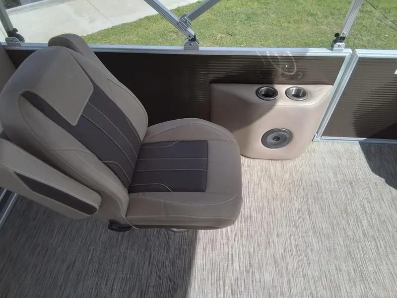 Slide: The Image of Bennington 24SSBXSG 2021 - 8