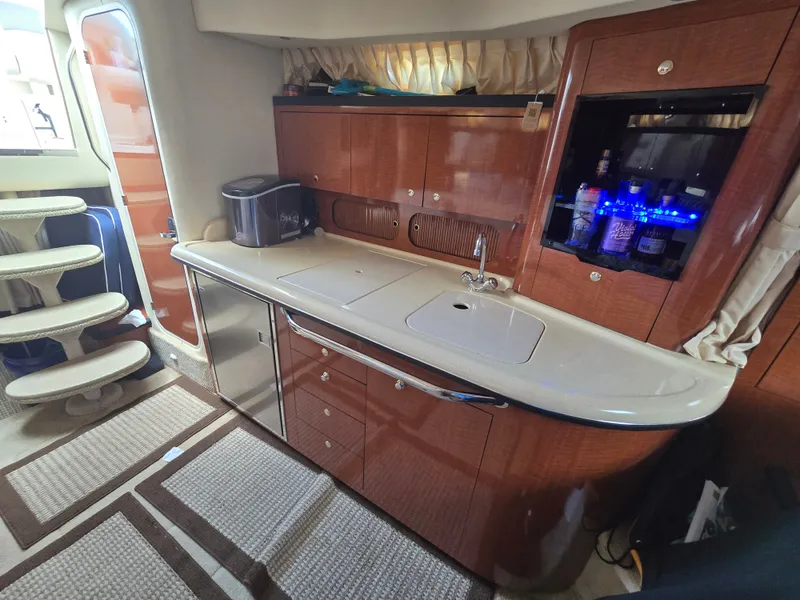 Slide: The Image of Sea Ray 340 Sundancer 2003 - 33