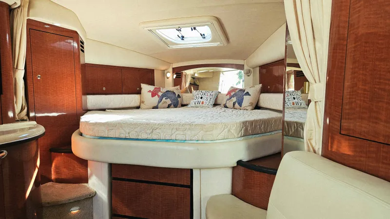 Slide: The Image of Sea Ray 340 Sundancer 2003 - 39