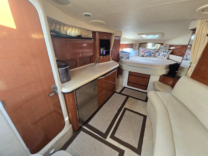 Slide: The Image of Sea Ray 340 Sundancer 2003 - 4