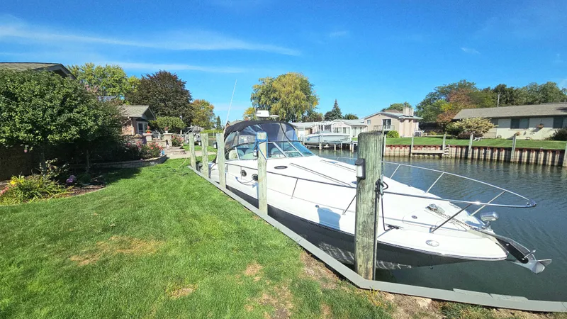 Slide: The Image of Sea Ray 340 Sundancer 2003 - 49