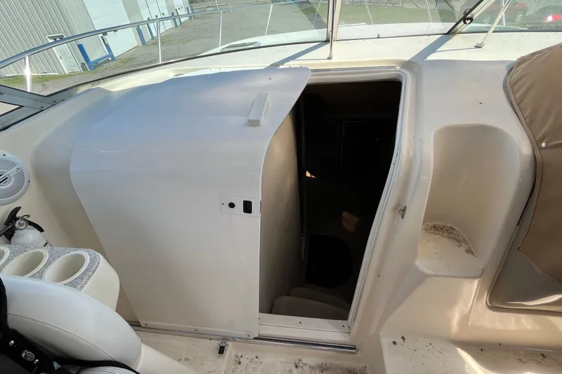 Slide: The Image of 2000 Rinker 340 Fiesta Vee cabin entrance with open sliding door. - 26