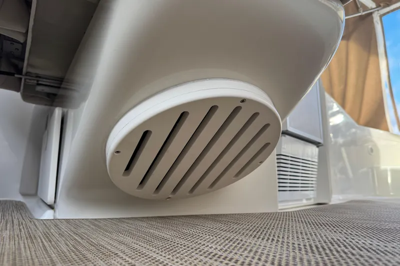 Slide: The Image of Close-up of a 2002 Regal Commodore 3860 boat interior vent detail. - 38