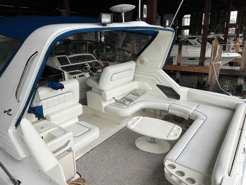 Slide: The Image of Sea Ray 400 Express Cruiser 1996 - 11
