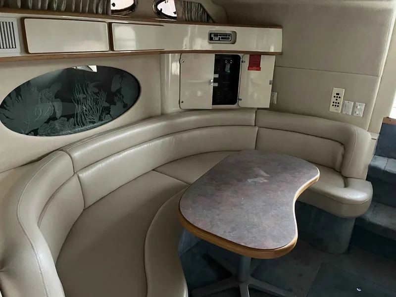 Slide: The Image of Sea Ray 400 Express Cruiser 1996 - 25