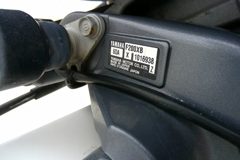 Slide: The Image of Yamaha F200XB engine label on Parker 2100 Special Edition, 2016 model. - 10