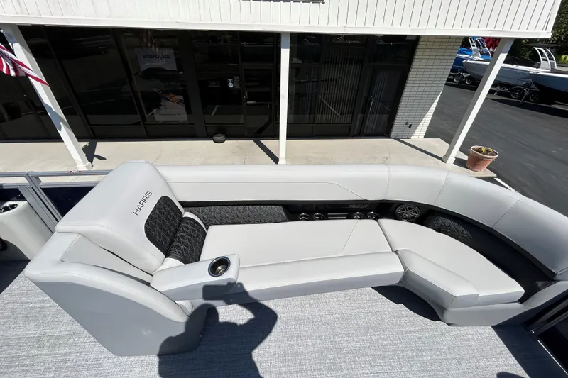 Slide: The Image of 2026 Harris FloteBote 250 Solstice SLDH luxury boat seating with sleek, modern design. - 20
