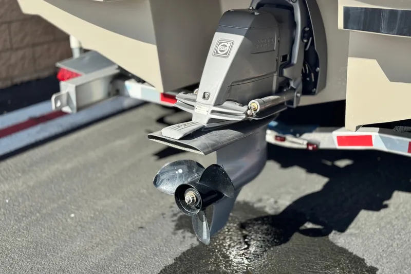 Slide: The Image of 2016 Regal 2000 ES boat with Volvo Penta outdrive on a trailer. - 7