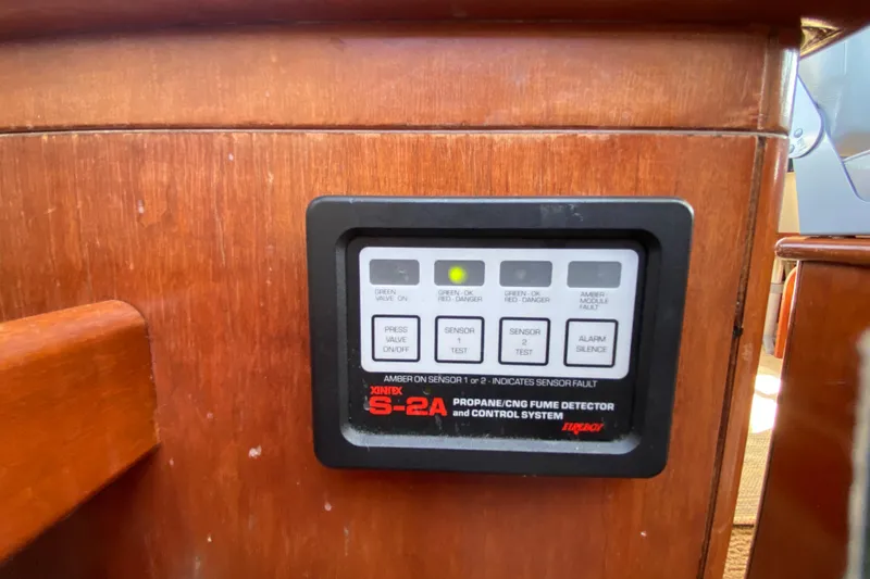 Slide: The Image of Propane fume detector control panel on 2003 Zeta 36 boat interior. - 41