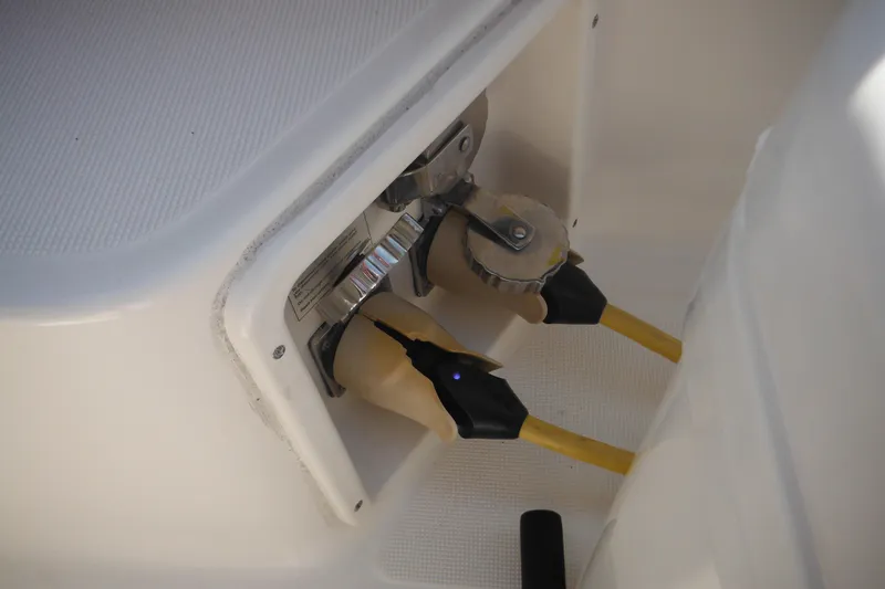 Slide: The Image of Power connections on a 2001 Tiara Yachts 3500 Open boat. - 18