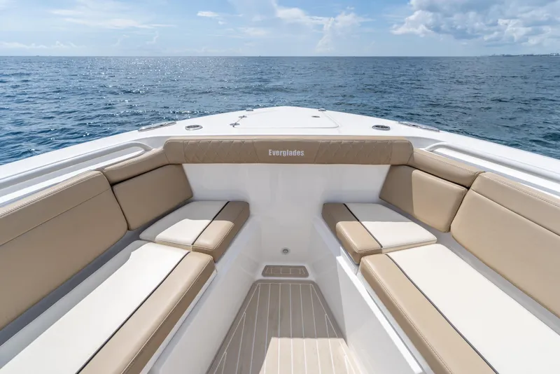 Slide: The Image of 2021 Everglades 395 Center Console boat interior with tan seating, ocean view. - 41
