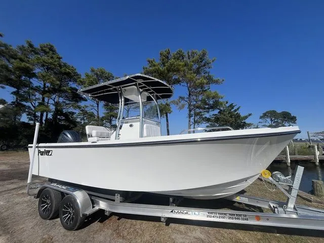 The Image of Parker Marine 210 Coastal 2026 - 1