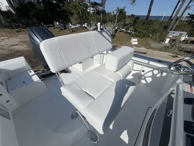 Slide: The Image of Parker Marine 210 Coastal 2026 - 10
