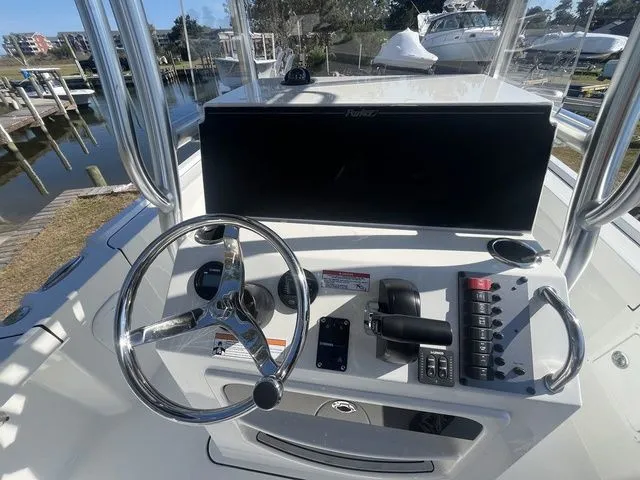 Slide: The Image of Parker Marine 210 Coastal 2026 - 9