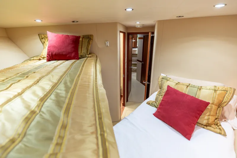 Slide: The Image of 2008 Hatteras 60 Convertible VIP Stateroom 2 - 13