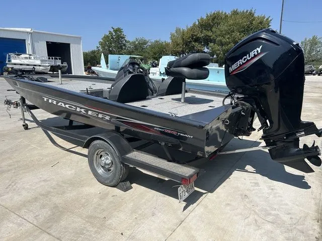 Slide: The Image of Tracker pro190 tx 2020 - 3