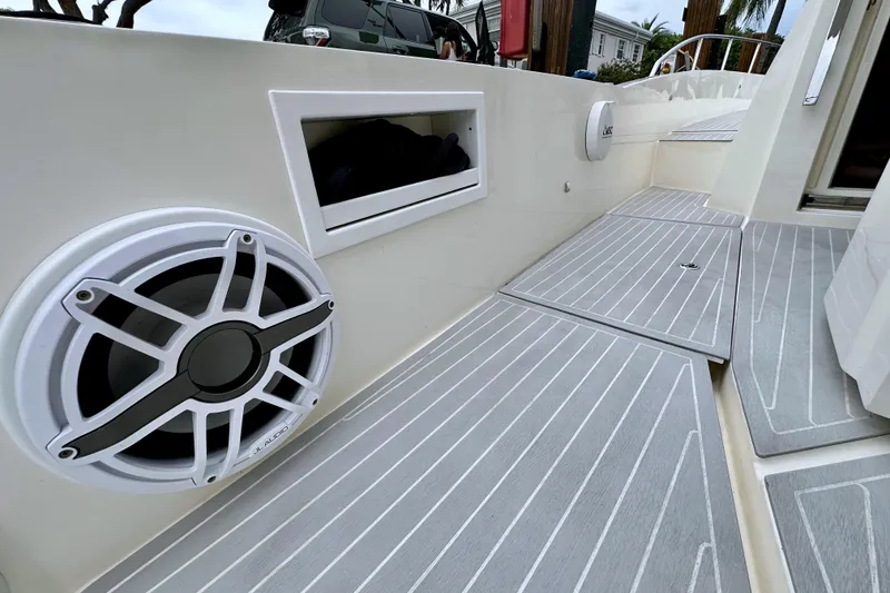 Slide: The Image of Azimut Verve 40 2013 - 39