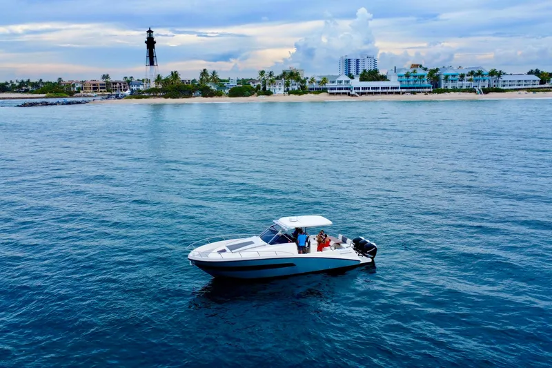 Slide: The Image of Azimut Verve 40 2013 - 6