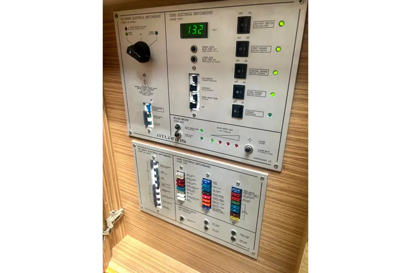 Slide: The Image of Azimut Verve 40 2013 - 84