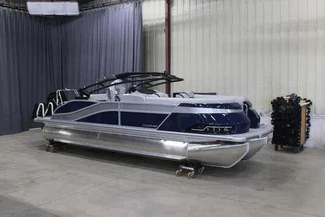 The Image of Harris Grand Mariner 230 2026 - 1