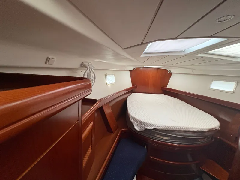 Slide: The Image of Beneteau Oceanis 473 2004 - 12