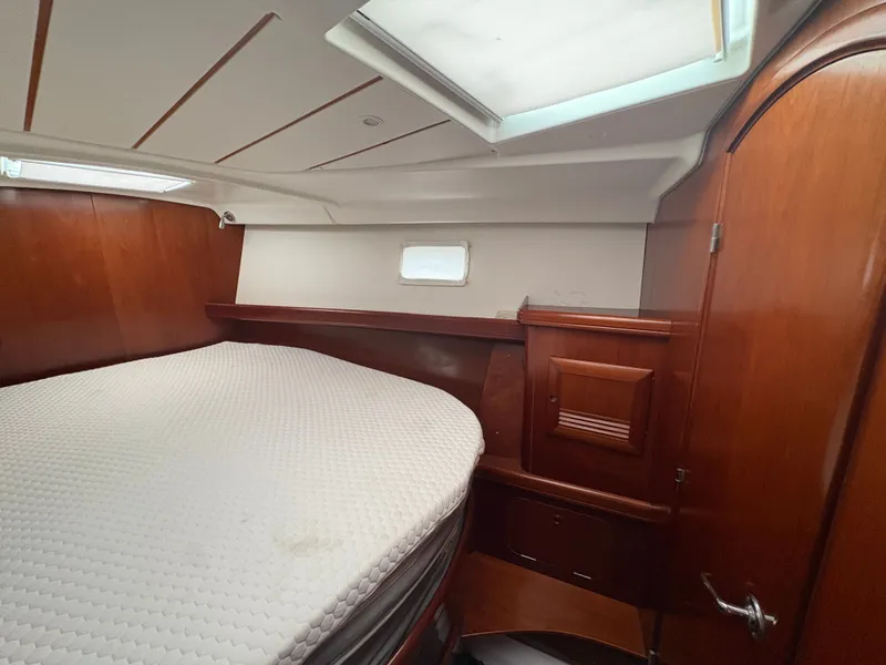 Slide: The Image of Beneteau Oceanis 473 2004 - 13