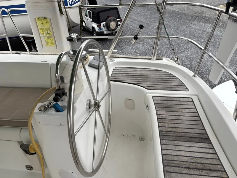 Slide: The Image of Beneteau Oceanis 473 2004 - 22