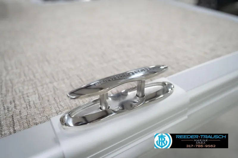 Slide: The Image of 2026 Bennington 22 ML boat cleat detail with Reeder Trausch Marine logo. - 122