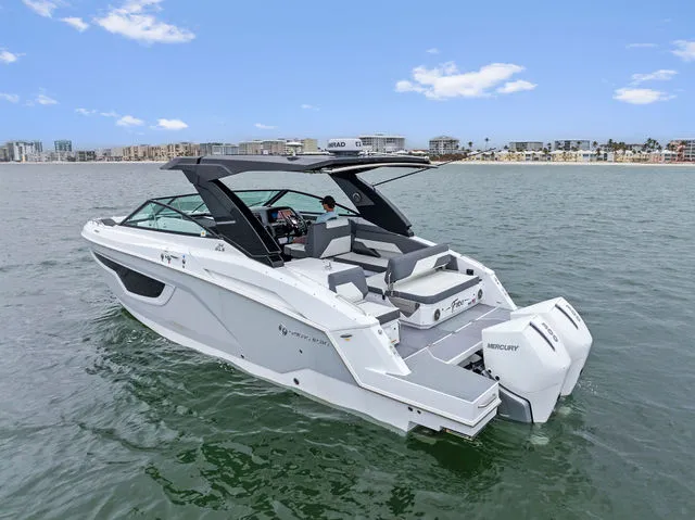 Slide: The Image of Cruisers Yachts 42 GLS OB 2023 - 79