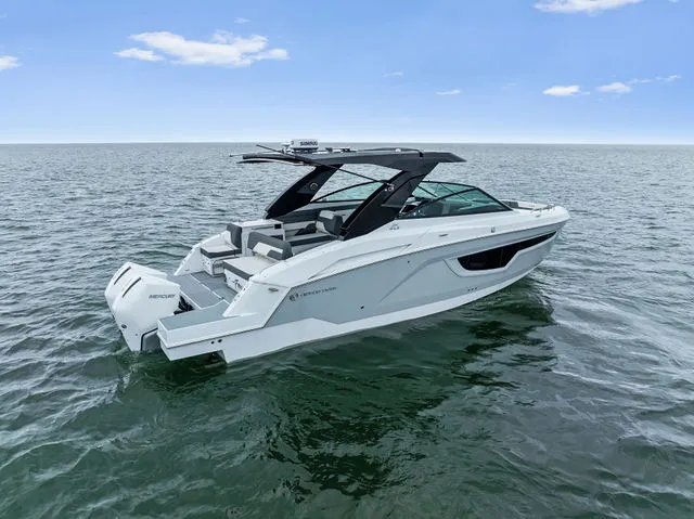 Slide: The Image of Cruisers Yachts 42 GLS OB 2023 - 88