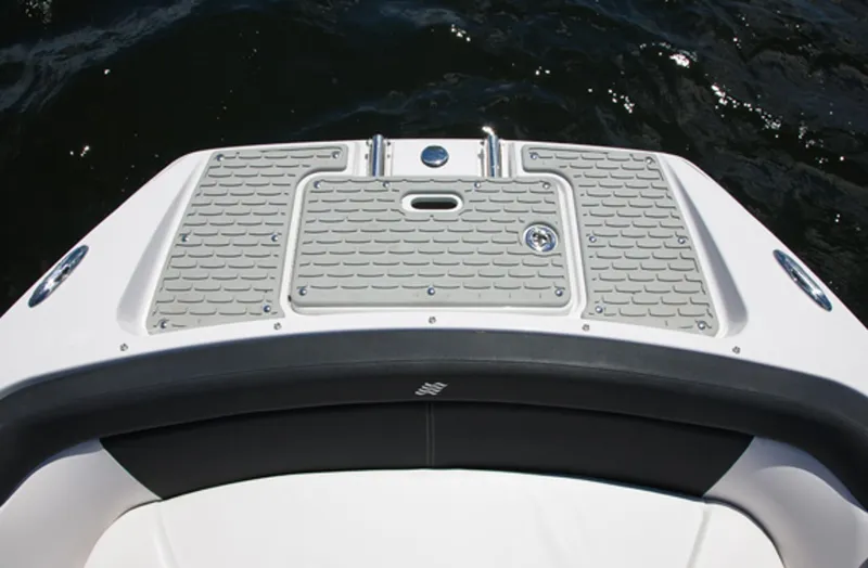 Slide: The Image of 2013 Four Winns H210 boat swim platform with non-slip surface. - 10