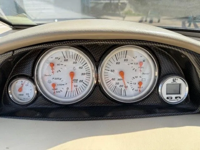 Slide: The Image of Larson 210 2002 - 12