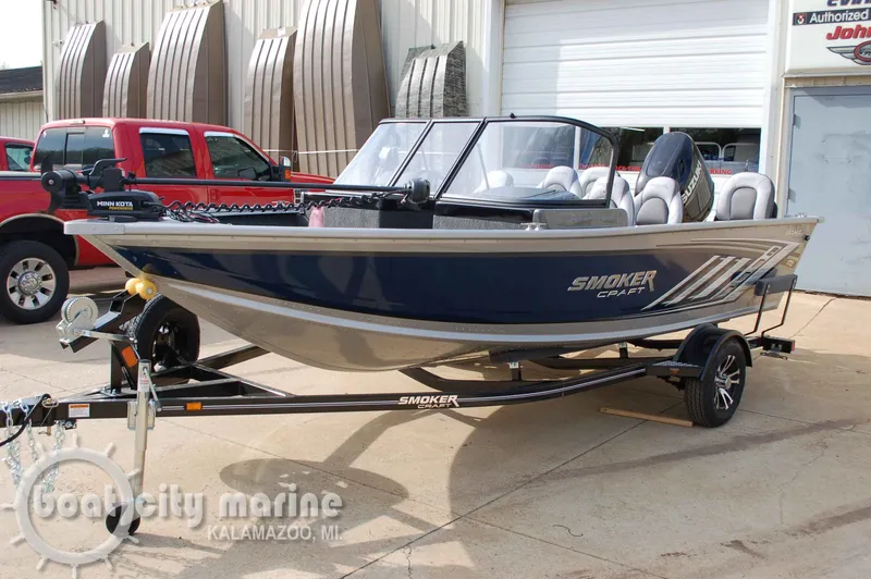 Slide: The Image of Smoker Craft Ultima 172 2025 - 6