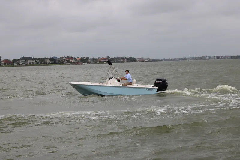 Slide: The Image of Boston Whaler 170 Montauk 2026 - 15