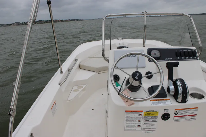 Slide: The Image of Boston Whaler 170 Montauk 2026 - 27
