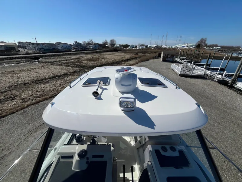 Slide: The Image of Boston Whaler 325 Conquest 2026 - 50