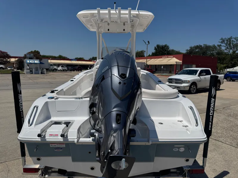 Slide: The Image of Sea Hunt Ultra 219 2026 - 4