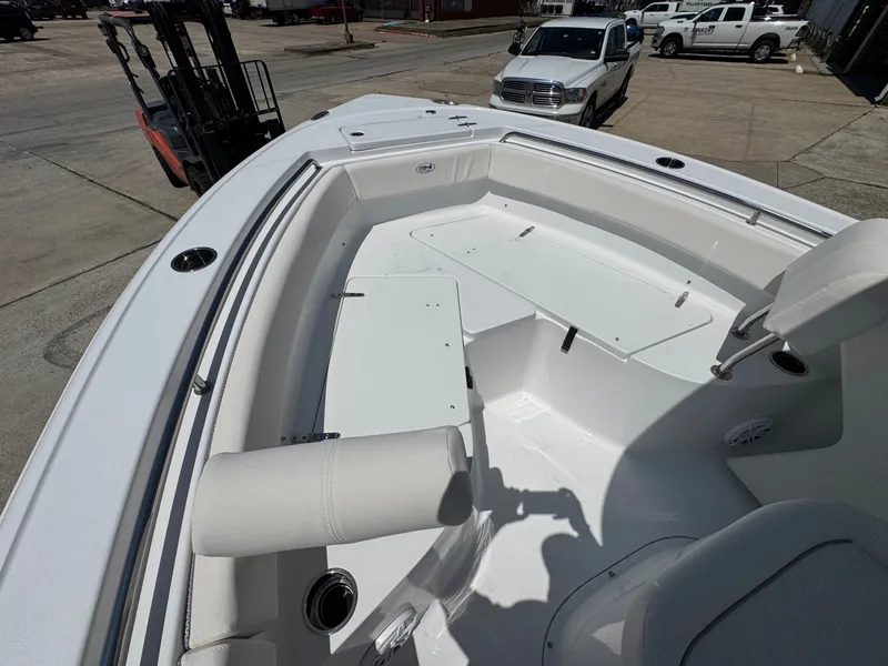 Slide: The Image of Sea Hunt Ultra 219 2026 - 8