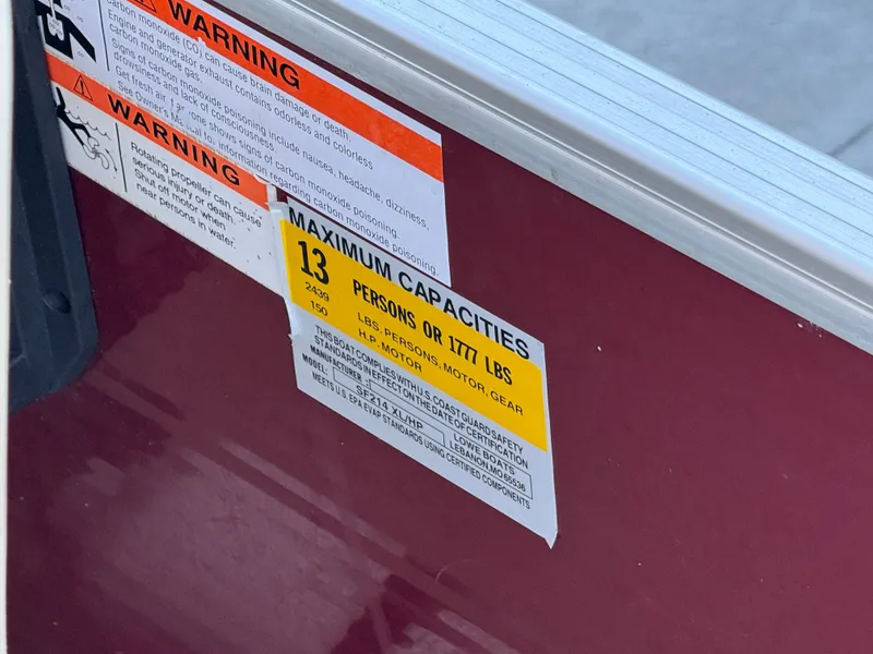 Slide: The Image of Lowe SF 214 Sport Fish 2015 - 18