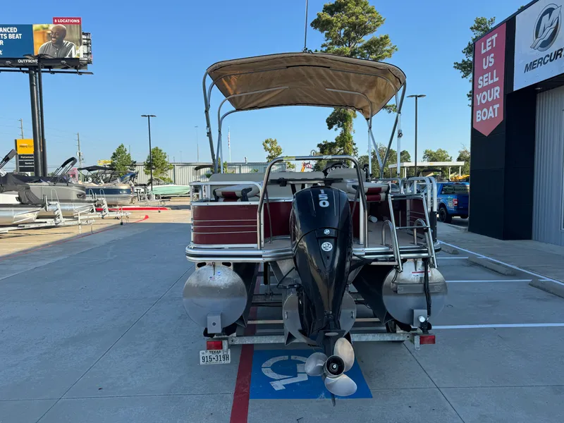 Slide: The Image of Lowe SF 214 Sport Fish 2015 - 21