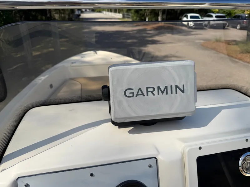 Slide: The Image of Scout 175 Sportfish 2018 - 13