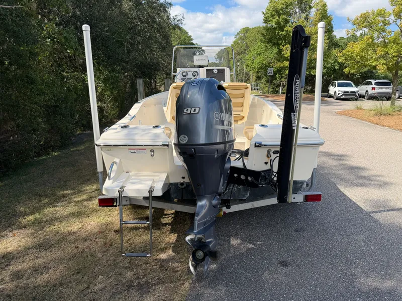 Slide: The Image of Scout 175 Sportfish 2018 - 3