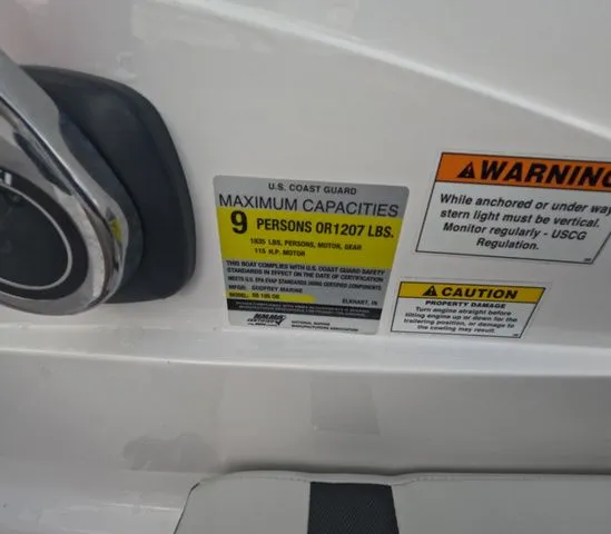 Slide: The Image of Hurricane SunDeck Sport 185 OB 2022 - 11